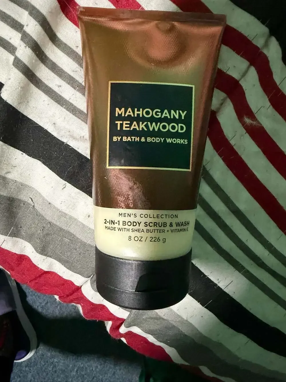 #204 B&BW Mahogany Teakwood Men's Collection Body Scrub